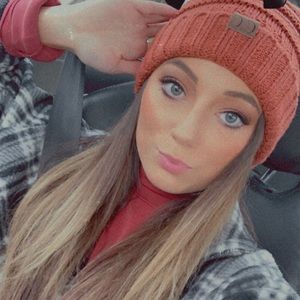 Meet your Posher, Kiara